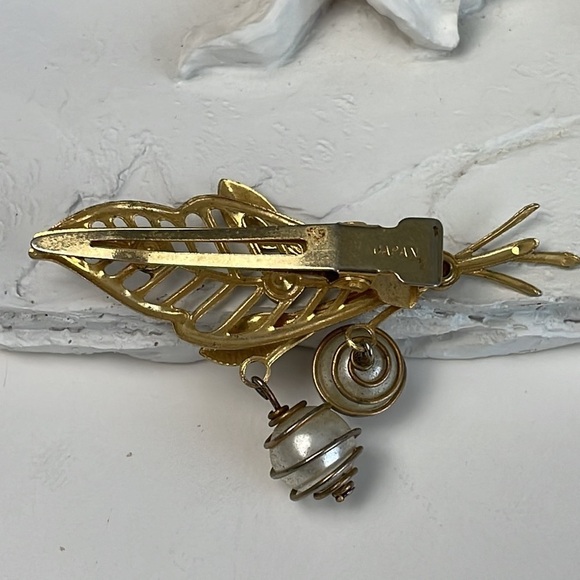 Japan Vintage Hair Clip With Dangling Caged Faux Pearls - Picture 3 of 8